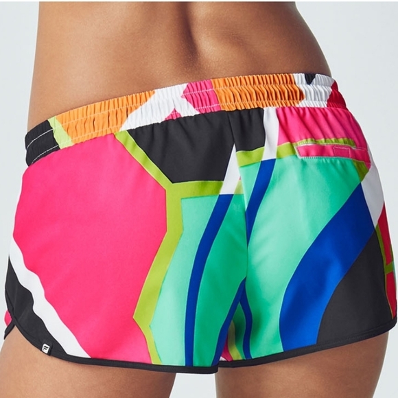 Fabletics Carrie abstract Neon print shorts - Picture 2 of 13